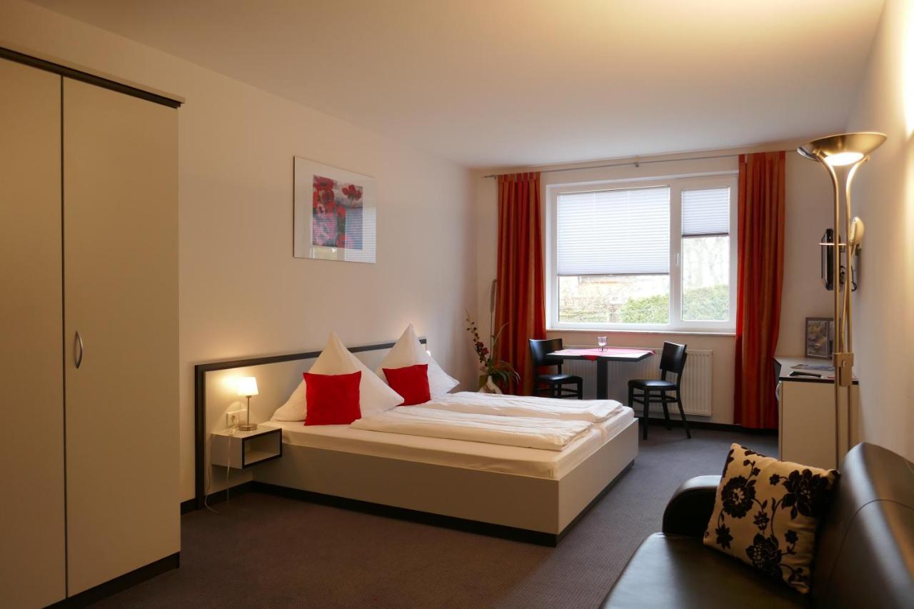 Hotel Zwischen Den Seen Waren  Exterior foto